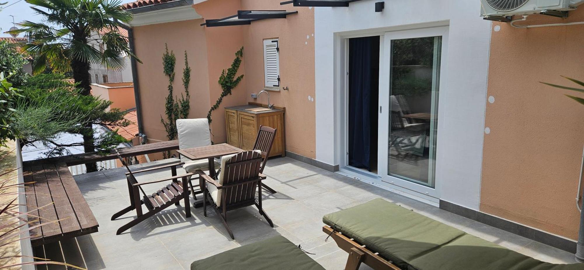 Apartment Maya Near The Beach Premantura Exteriör bild